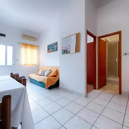 Apartments By The Sea Vis - 2453 Vis